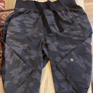 Vintage Lululemon 10” shorts